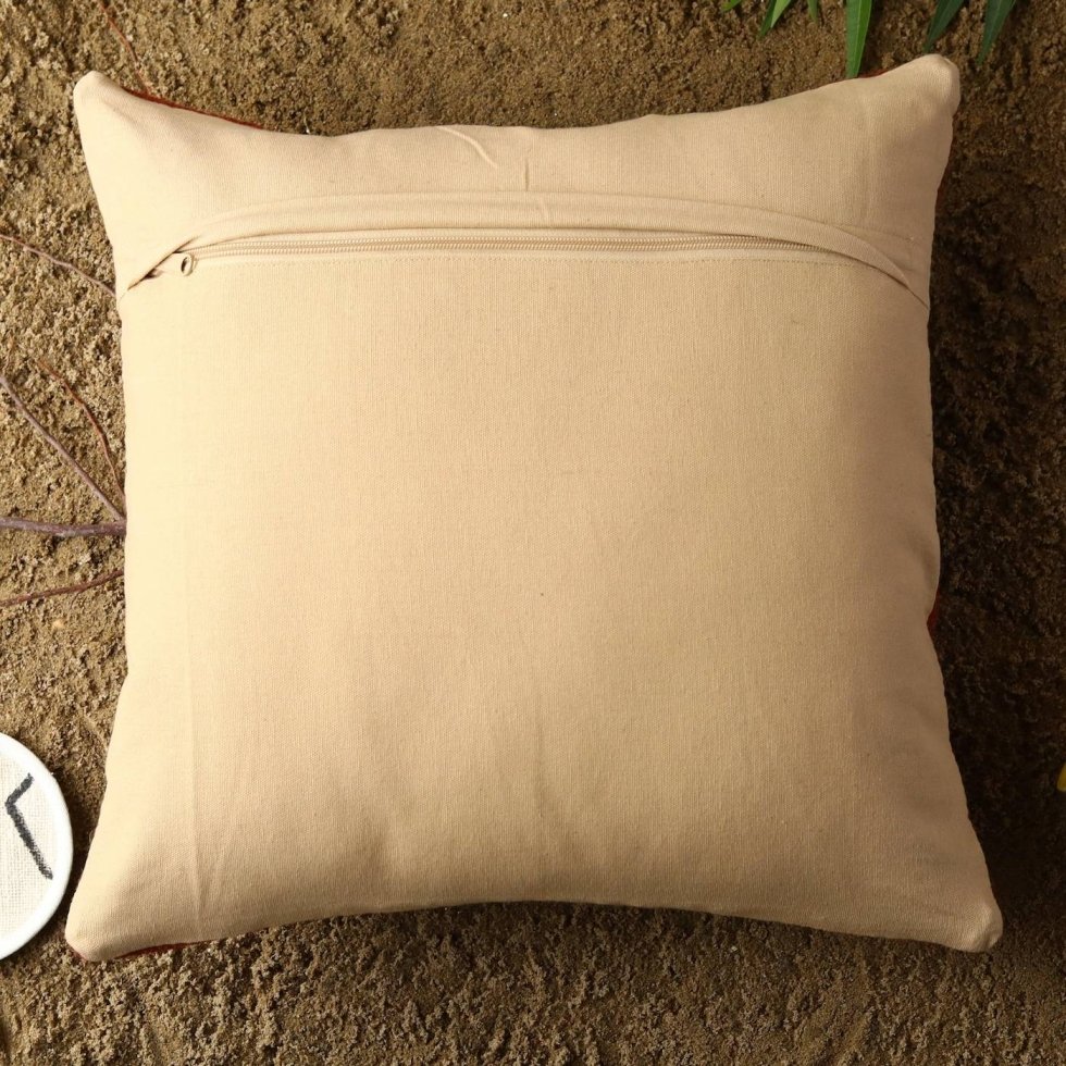 Coussin oriental noir en laine et jute – Image 4