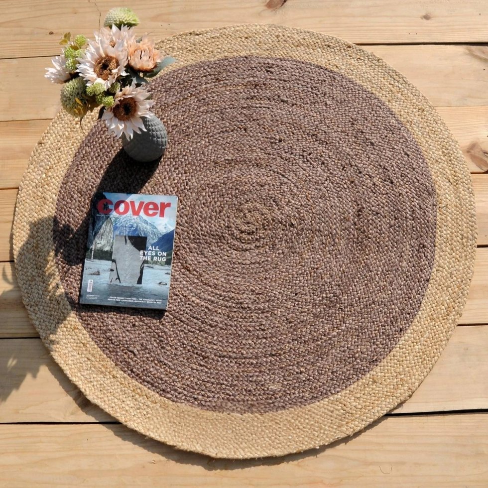 Tapis rond en jute brun chocolat avec bordure beige