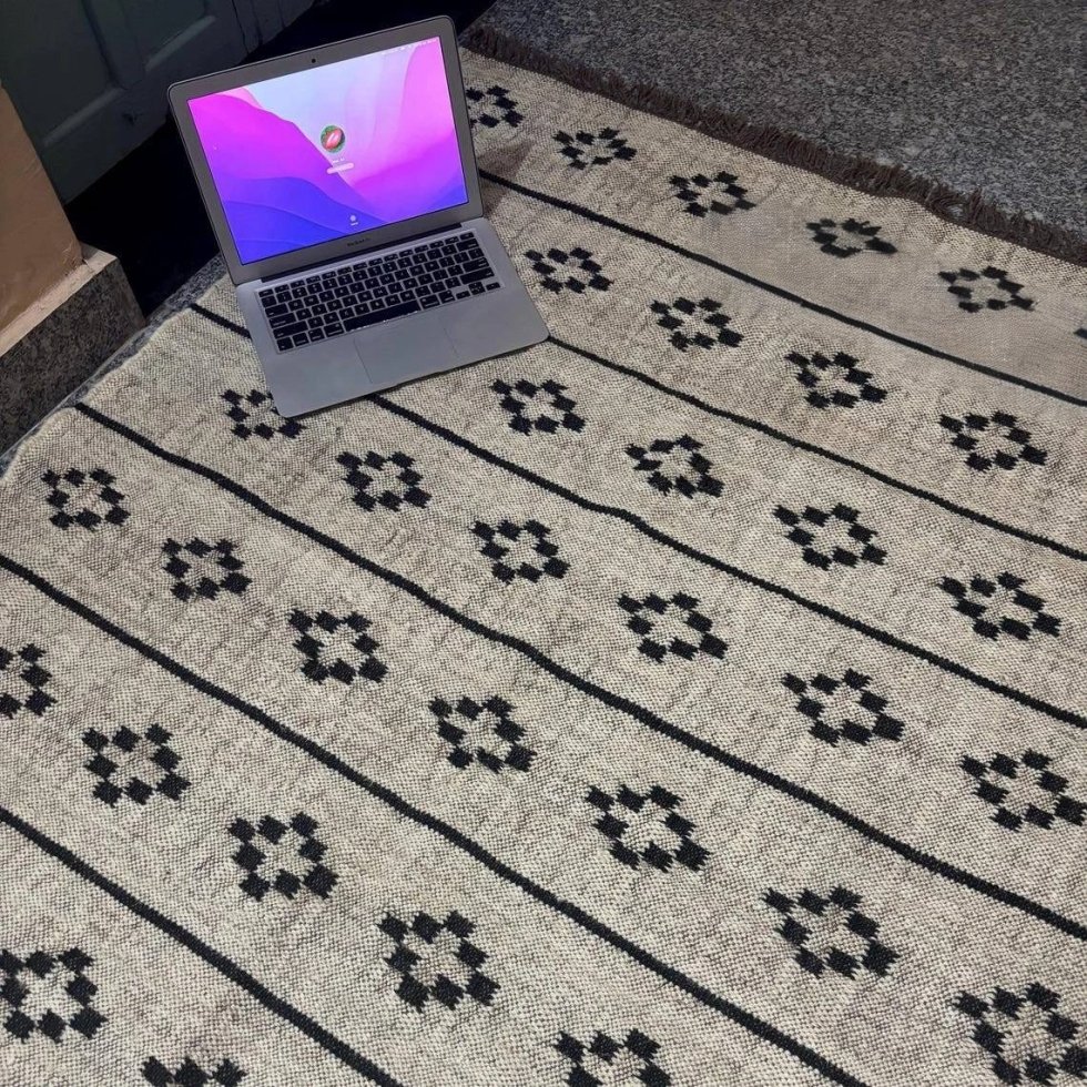 Tapis de jute en laine gris clair – Image 2