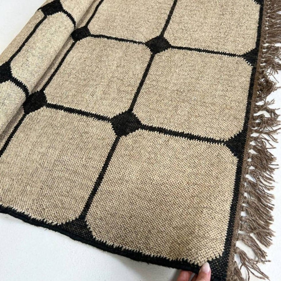 Wool and jute rug square pattern – Image 3